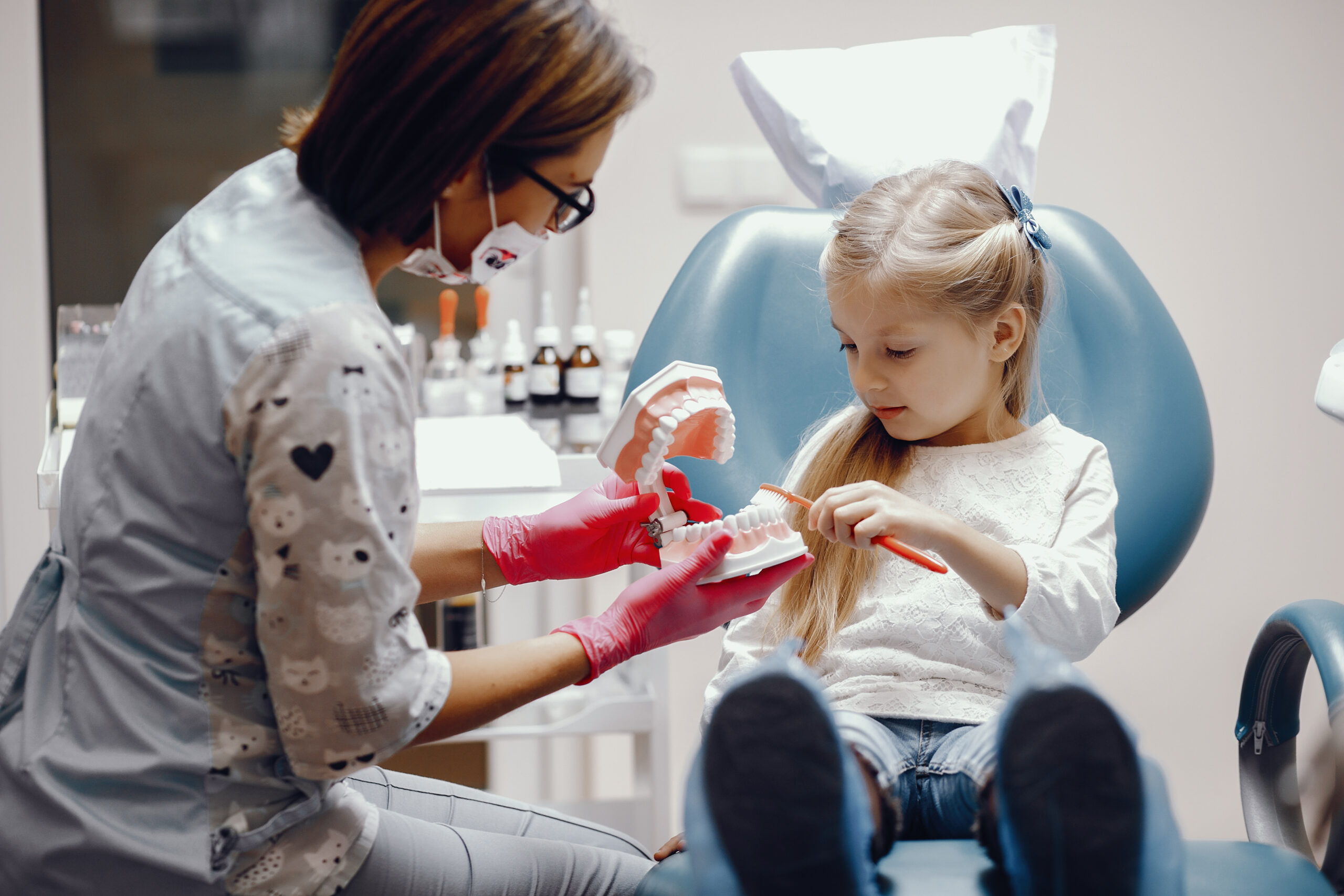 Image of dentist for kids
